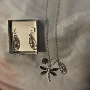 Dragonfly inspired necklace and earring